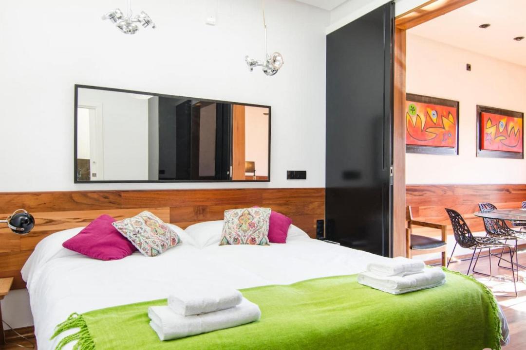 3Bedrooms 2Bathrooms Furnished - Lavapies - Bright Мадрид Екстериор снимка
